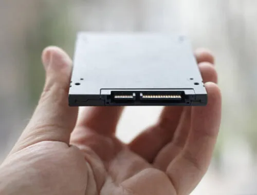 Mengapa SSD / hardisk / microsd saya menunjukkan kapasitas yang lebih kecil dari yang disebutkan?